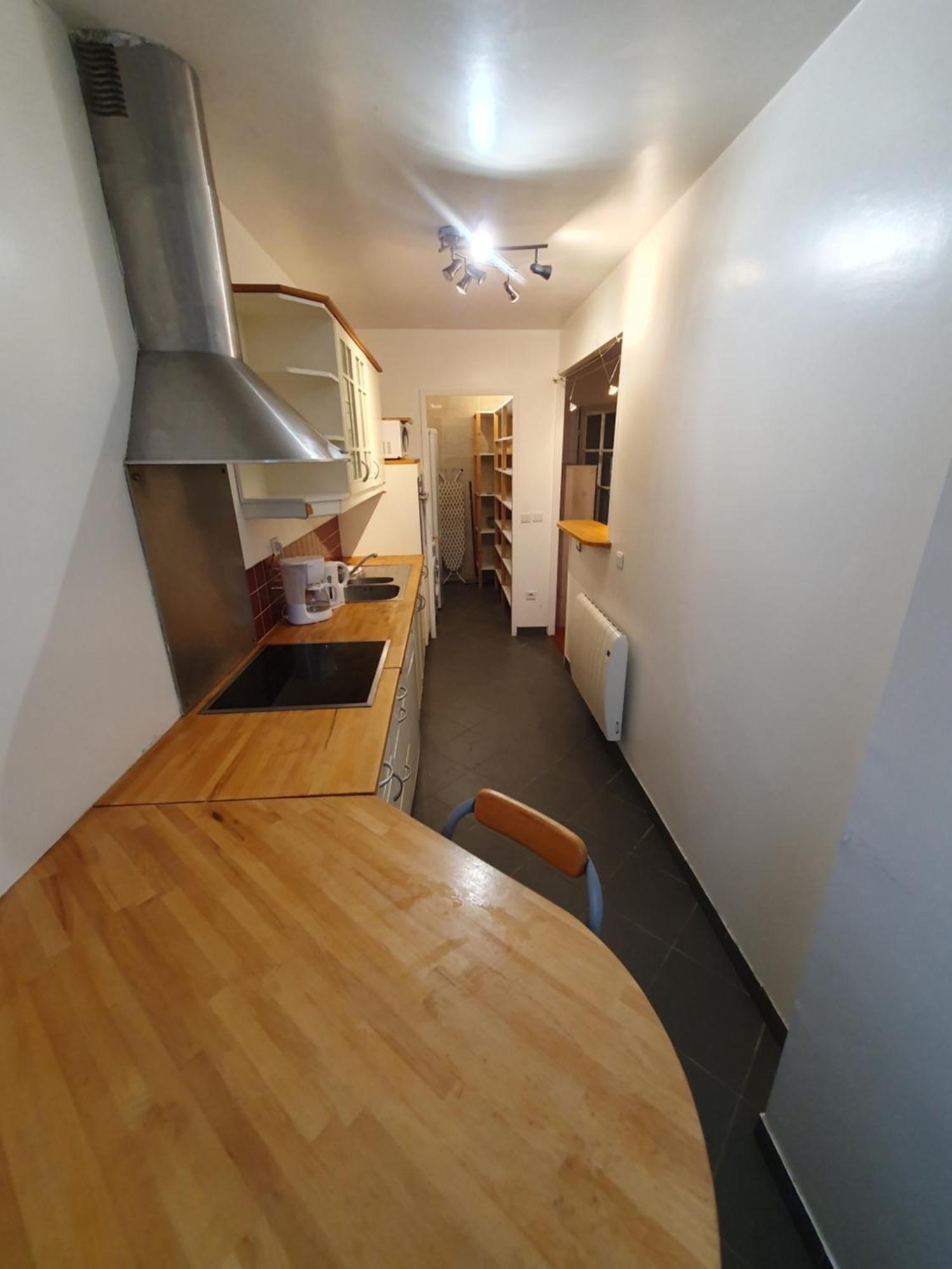 F3 Avec Balcon 5 Min Gare Sqy Et Parking Gratuit Apartment Guyancourt Exterior photo