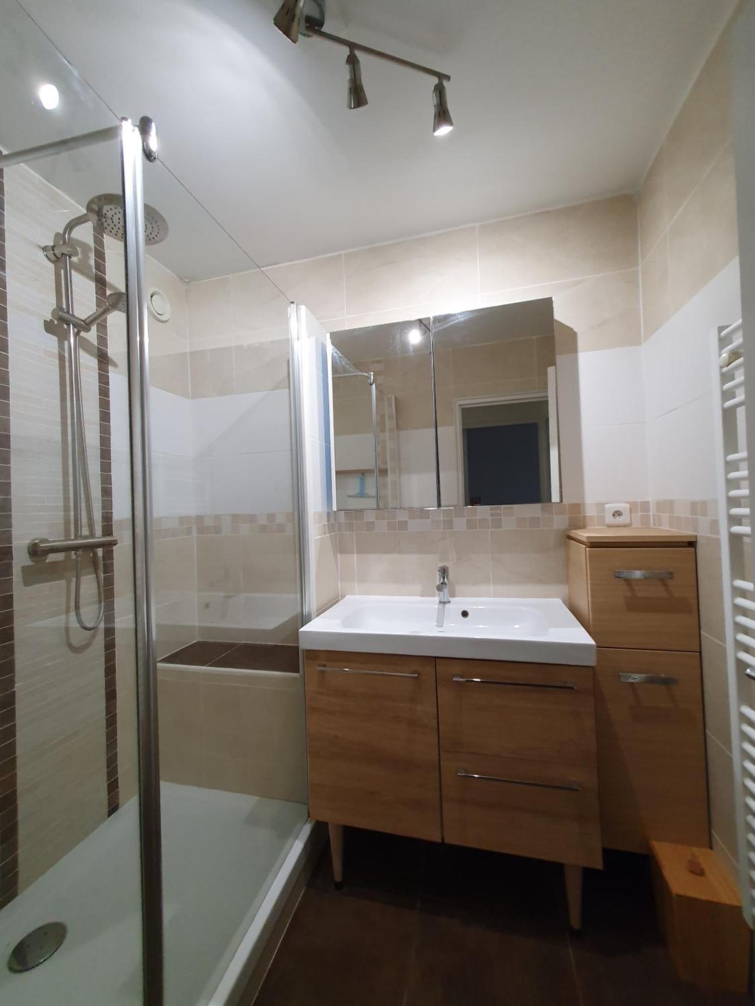 F3 Avec Balcon 5 Min Gare Sqy Et Parking Gratuit Apartment Guyancourt Exterior photo